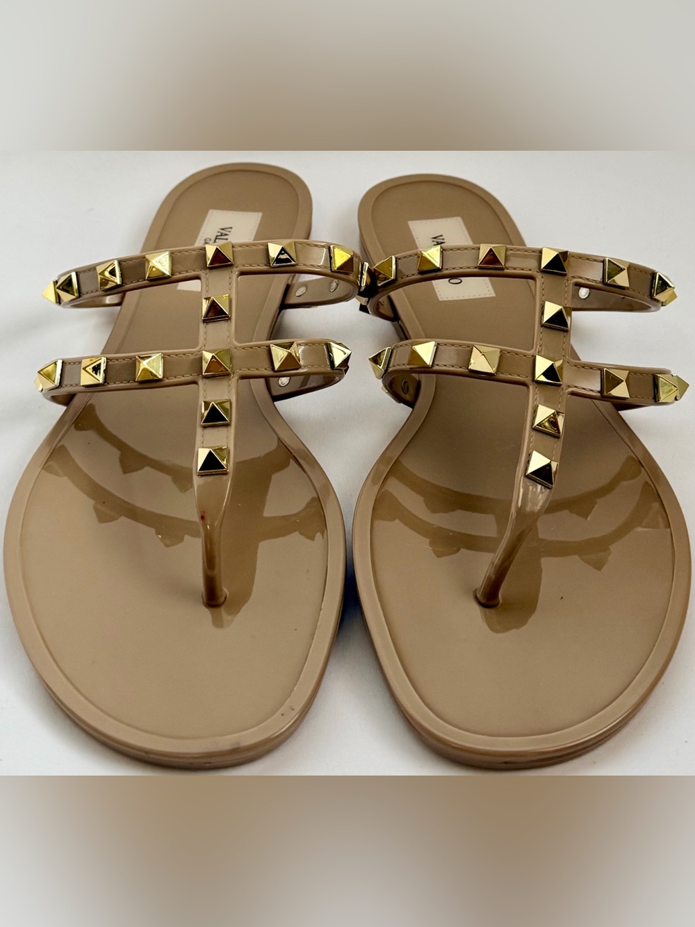 Valentino Garavani Rockstud Nude Jelly Studded T-Strap Thong Sandals EU 38 - Picture 3 of 12